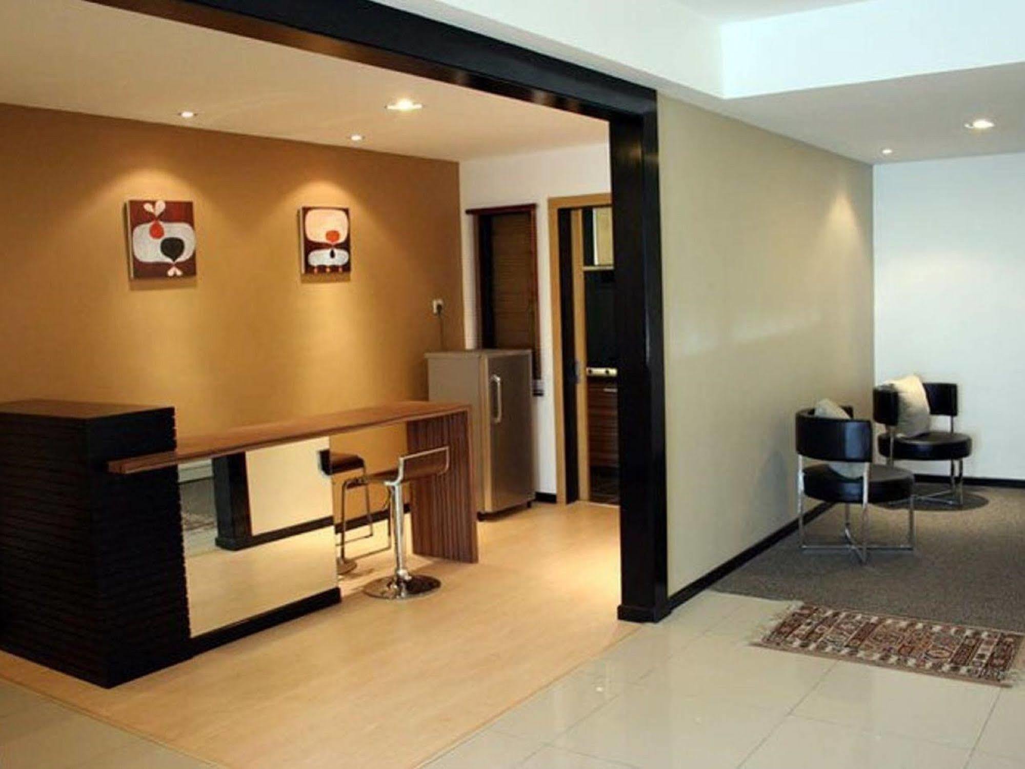 Likas Square Apartment Hotel Kota Kinabalu Exterior foto